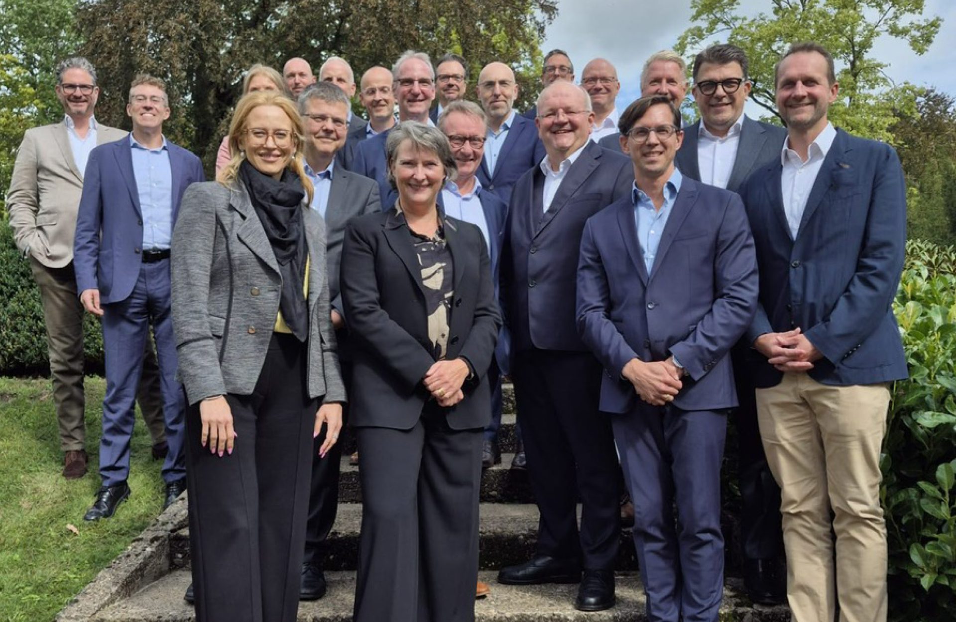 AGM21